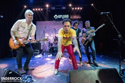 Concert d'Schizophrenic Spacers a la sala Upload de Barcelona 